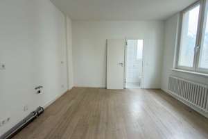 Exklusive Villa an der Cecilienallee – Wohnen und Arbeiten in Düsseldorfs feinster Rheinlage – Die vollständige Adresse der Immobilie erhältst du vom Anbieter., 40474 Golzheim, Düsseldorf – Vorschaubild 12