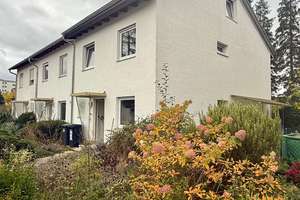 Charmantes Reiheneckhaus in ruhiger Lage von Eberstadt – Perfekt für Familien! – Die vollständige Adresse der Immobilie erhältst du vom Anbieter., 64297 Eberstadt, Darmstadt – Vorschaubild 2