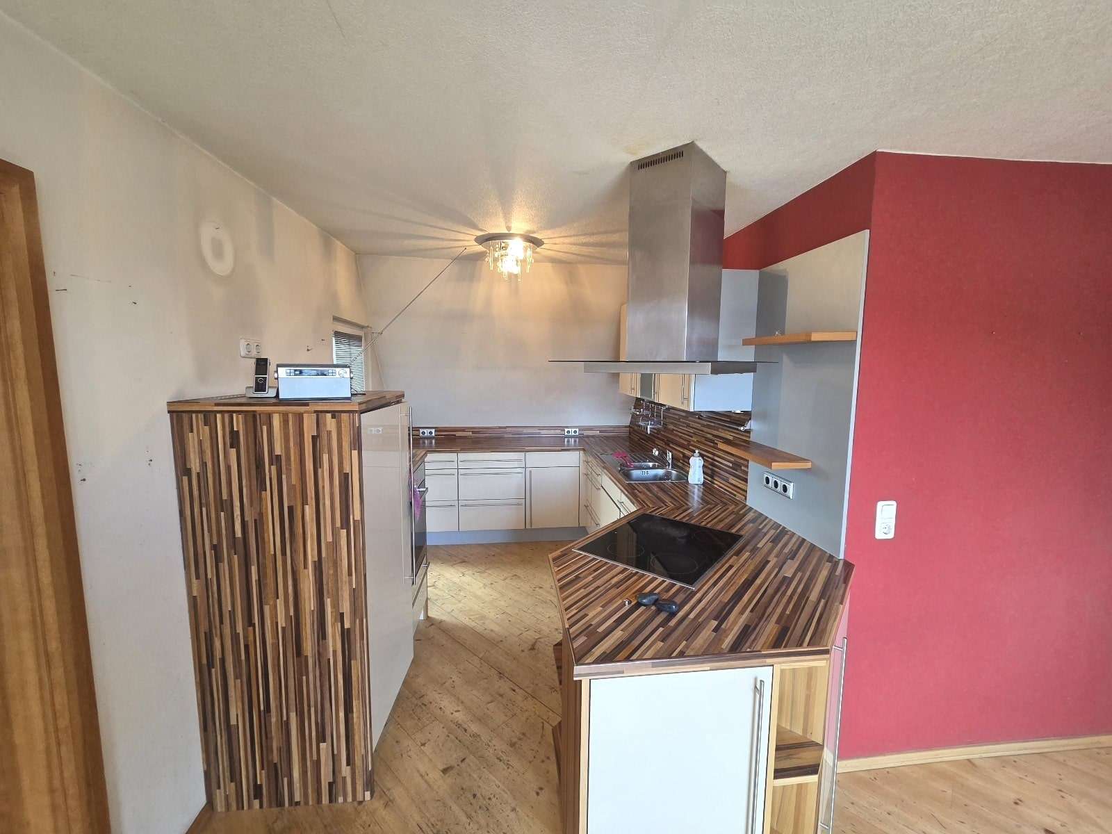 Immobilie in Maroldsweisach - *PREISREDUZIERUNG* Modernisiertes MFH inkl. Gewerbe mit Nebengebäude u. Garagen in zentraler Lage v - Bild 4