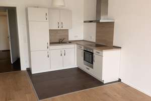 Penthouse 2-Zimmer-Wohnung mit Küchenzeile und Tiefgarage zentral in  Offenbach – 63065 Mathildenschule, Offenbach am Main – Vorschaubild 2