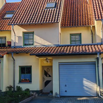 Schönes Reihenhaus mit Garage und Einbauküche in Cottbus-Sielow zu verkaufen!