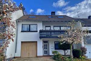 Gemütliches Reihenhaus mit Einliegerbereich und Garage in verkehrsberuhigter Sackgasse – Die vollständige Adresse der Immobilie erhältst du vom Anbieter., 42111 Uellendahl-Katernberg, Wuppertal – Vorschaubild 1