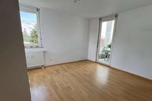 Top-Anbindung & Teilmöbliert: Helle 80 m² Wohnung mit 2 Balkonen und Tiefgarage – Osterbronnstraße 12A, 70565 Rohr, Stuttgart – Vorschaubild 3