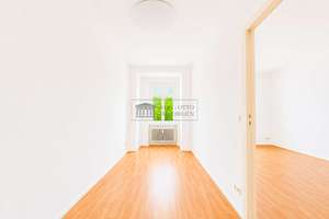 Stilvolle 2-Zimmer-Altbauwohnung mit Charme in Berlin – Die vollständige Adresse der Immobilie erhältst du vom Anbieter., 12165 Steglitz, Berlin – Vorschaubild 1