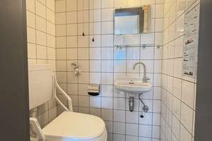 Helle 3-Zimmerwohnung im obersten Stockwerk mit Süd-Balkon und schönem Ausblick
in LU-Süd – 67061 Süd, Ludwigshafen am Rhein – Vorschaubild 6