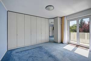 Familienfreundliche Lage am Truderinger Gymnasium - Reiheneckhaus mit Traumgarten und viel Potential – Die vollständige Adresse der Immobilie erhältst du vom Anbieter., 81827 Waldtrudering, München – Vorschaubild 7