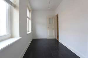 Altbaucharme trifft Elbblick : Exklusive und moderne 3-Zimmer-Wohnung auf St. Pauli. – Die vollständige Adresse der Immobilie erhältst du vom Anbieter., 20359 Sankt Pauli, Hamburg – Vorschaubild 19