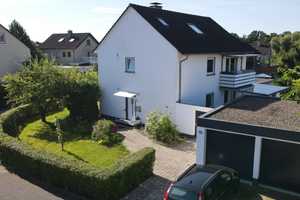Schönes Mehrfamilienhaus mit großem Grundstück - provisionsfrei – Lippe (Kreis) – Vorschaubild 1