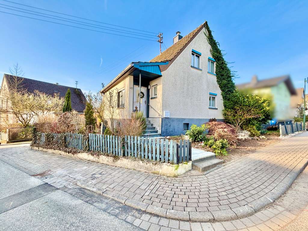 Immobilie in Birken-Honigsessen - **gemütliches Einfamilienhaus mit verwunschenem Garten in Birken-Honigsessen** - Bild 1