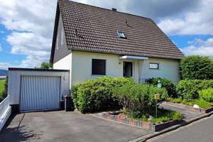 TOP LAGE!!! Sonnig gelegenes Einfamilienhaus mit Fernblick
