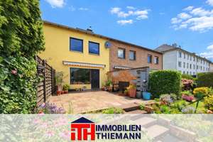 iTH: Großzügiges RMH mit ca. 173 m2 Wfl./Nfl., Garten, Kamin & wohnraumtauglich ausgebautem DG!