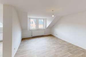 Für Sportliche - Dachgeschosswohnung mit Einbauküche – Markusstr. 6, 9130 Sonnenberg, Chemnitz – Vorschaubild 2