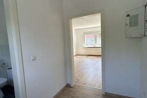 750EUR Gutschein bei Einzug - Renovierte Helle 2 Zimmer-Wohnung in Duisburg Huckingen – Kaiserswerther Straße 205, 47259 Huckingen, Duisburg – Vorschaubild 3
