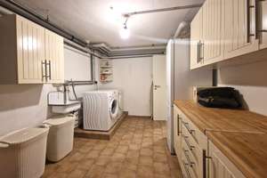 Ansprechendes 6-Zimmer-Einfamilienhaus in Altperlach mit EBK, Terrasse, Balkon, Garten – 81737 Altperlach, München – Vorschaubild 25