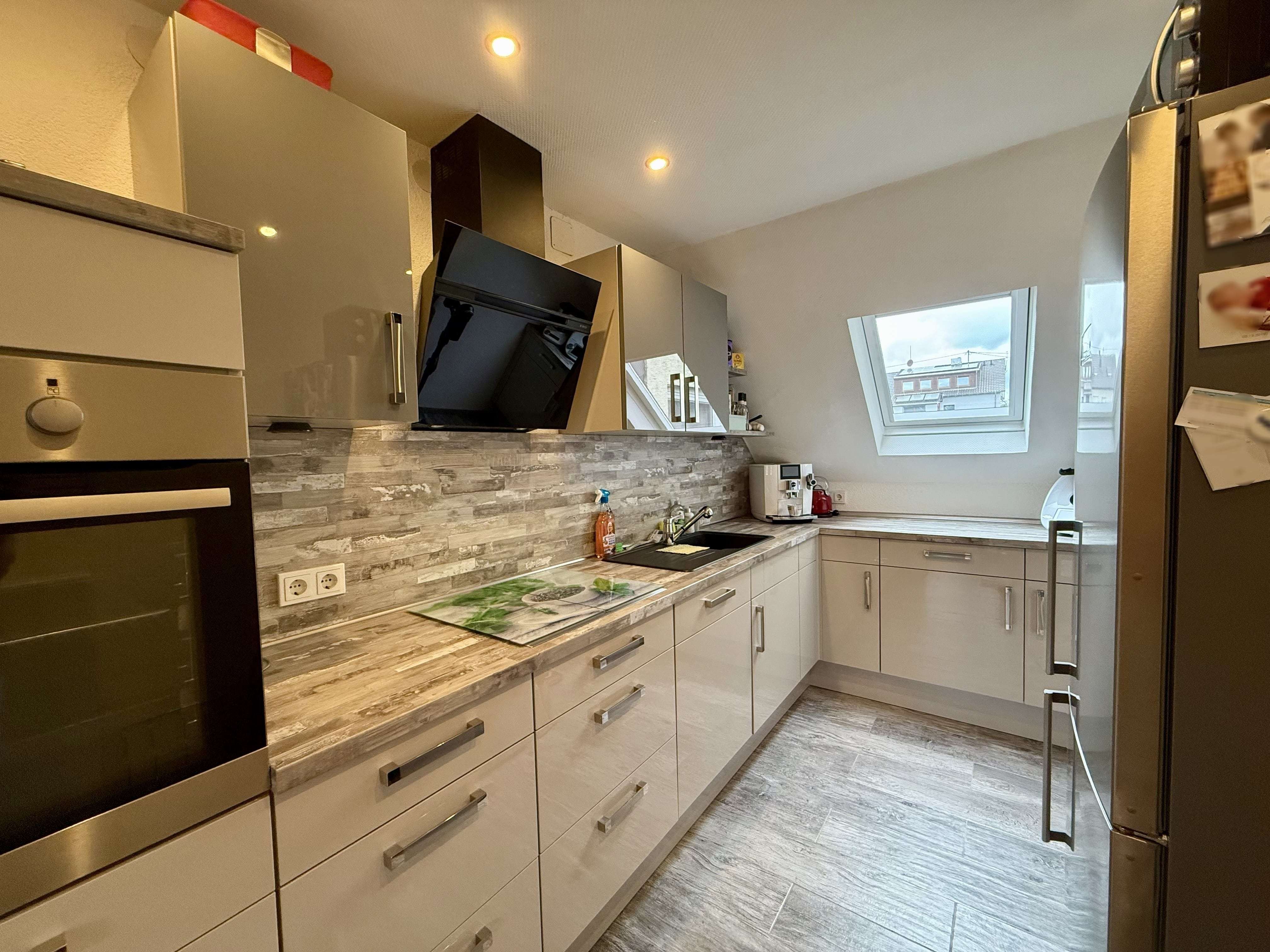 Immobilie in Wadgassen - Saniertes Ein- bis Zweifamilienhaus in ruhiger Lage von Wadgassen-Differten! - Bild 1