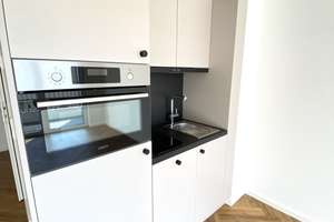 Modernes wohnen direkt am Marktplatz Adlershof! - mit EBK sowie Süd-Balkon! – Florian-Geyer-Str 111, 12489 Adlershof, Berlin – Vorschaubild 3