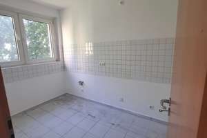 Helle 3-Zimmer-Wohnung mit Balkon in Düsseldorf – Josef-Stick-Straße 3, 40229 Eller, Düsseldorf – Vorschaubild 7