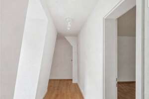 2 Zimmer mit sonniger Dachterrasse, zentrumsnah,  modern mit Altbaucharme, Garage – Alexanderstraße xx, 70182 Heusteigviertel, Stuttgart – Vorschaubild 9