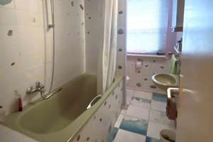 2-Zimmer-Kapitalanlage in Regensburg – Zentrale Lage mit Entwicklungspotenzial – Die vollständige Adresse der Immobilie erhältst du vom Anbieter., 93053 Kasernenviertel, Regensburg – Vorschaubild 3