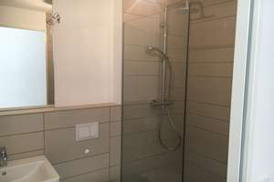 Modernes 1-Zimmer-Apartment mit Echtholzparkettboden, Einbauküche mit Geschirrspüler, Kühl-Gefrierko – Lennéstrasse 1, 52074 Westpark, Aachen – Vorschaubild 4