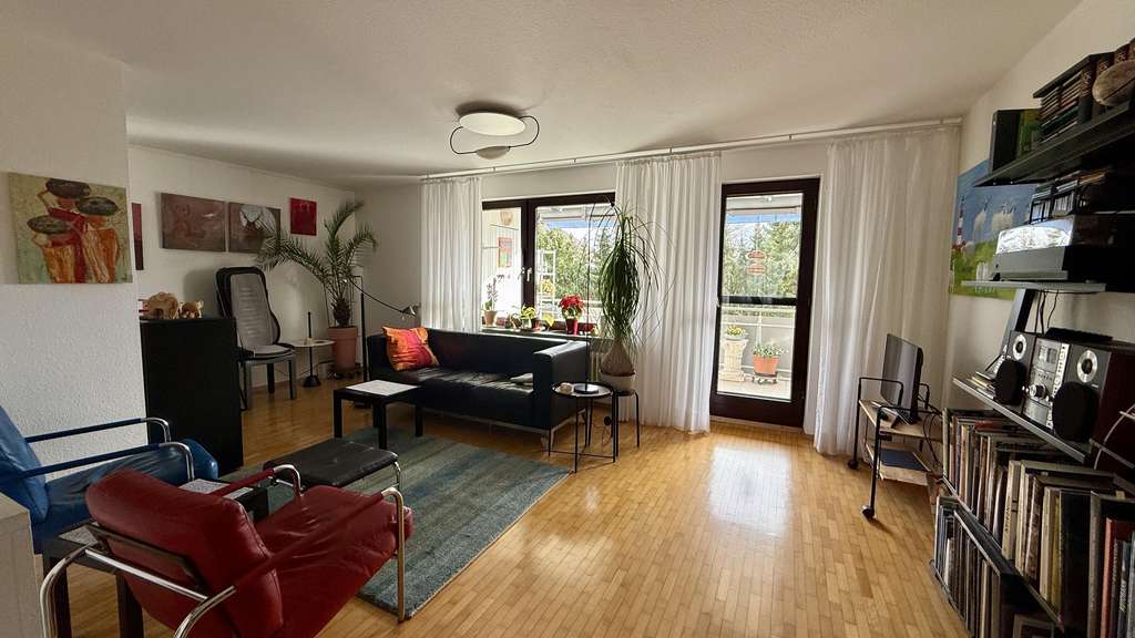 Immobilie in Ingersheim - Helle Maisonette-Wohnung mit Balkon und Garten - Bild 1