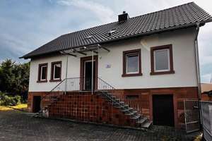 Erstbezug neu renoviertes Einfamilienhaus mit Garten in 63828 Kleinkahl
