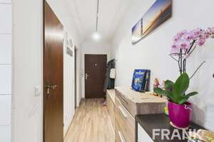 Gemütliche 3-Zimmer-Eigentumswohnung mit Balkon in Hamburg Farmsen-Berne – Die vollständige Adresse der Immobilie erhältst du vom Anbieter., 22159 Farmsen-Berne, Hamburg – Vorschaubild 9