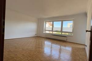 Lichtdurchflutete 3-Zimmer-Wohnung mit Loggia und Garage – Provisionsfrei in Hannover Groß-Buchholz! – Shepton-Mallet-Ring 9, 30655 Misburg-Nord, Hannover – Vorschaubild 11