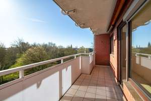 Schaffen Sie sich Ihr neues Zuhause- mit Blick auf die Lübecker Altstadt