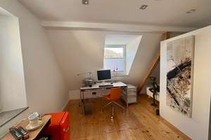 Modern möblierte 1-Zimmer CoLiving Dachgeschosswohnung in Bonn-Oberkassel