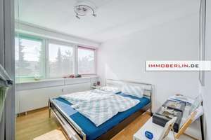 IMMOBERLIN.DE - Sehr attraktive Wohnung mit Sonnenbalkon & Pkw-Stellplatz in ruhiger Lage – Die vollständige Adresse der Immobilie erhältst du vom Anbieter., 14165 Zehlendorf, Berlin – Vorschaubild 3