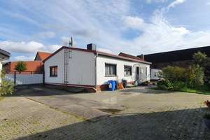 Viel Platz für Ihre Ideen - 2 Häuser * Bürohaus * Laden * Wirtschaftsgebäude * 4 Garagen * Wald uvm. – Die vollständige Adresse der Immobilie erhältst du vom Anbieter., 39619 Fleetmark – Vorschaubild 3