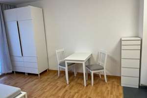 Schöne möblierte 1- Zimmer Wohnung, Nähe Elisabethplatz,  mit großem Südbalkon – Die vollständige Adresse der Immobilie erhältst du vom Anbieter., 80796 Neuschwabing, München – Vorschaubild 3