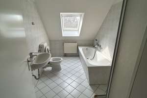 Charmante Zwei-Zimmer-Wohnung im Dachgeschoss – Wurzner Straße 144, 4318 Sellerhausen-Stünz, Leipzig – Vorschaubild 4
