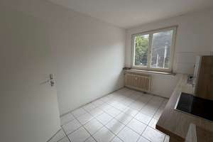 Helle 3 Zimmer-Wohnung mit Balkon – Ihr neues Zuhause in Duisburg – Bahnhofstraße 8, 47138 Mittelmeiderich, Duisburg – Vorschaubild 4