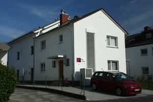 Wohlfühlhaus (auch für WG) nur 15 min von Frankfurt-Stadtmitte – Offenbach (Kreis) – Vorschaubild 1