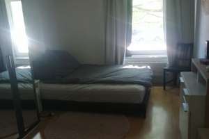 Zwei-Zimmer-Erdgeschoßwohnung mit Balkon in Hamburg Bramfeld