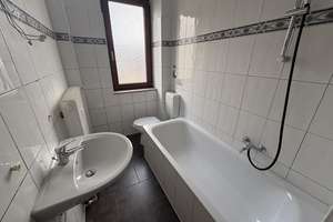 Renovierte 3-Zimmer-Wohnung in Bremerhaven – Eichendorffstraße 31, 27576 Goethestraße, Bremerhaven – Vorschaubild 10