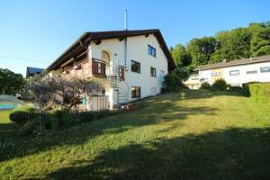 Viel Platz für die große Familie ~ Gepflegtes Wohnhaus mit überdachtem Außenschwimmbad ... – Die vollständige Adresse der Immobilie erhältst du vom Anbieter., 74838 Limbach – Vorschaubild 12