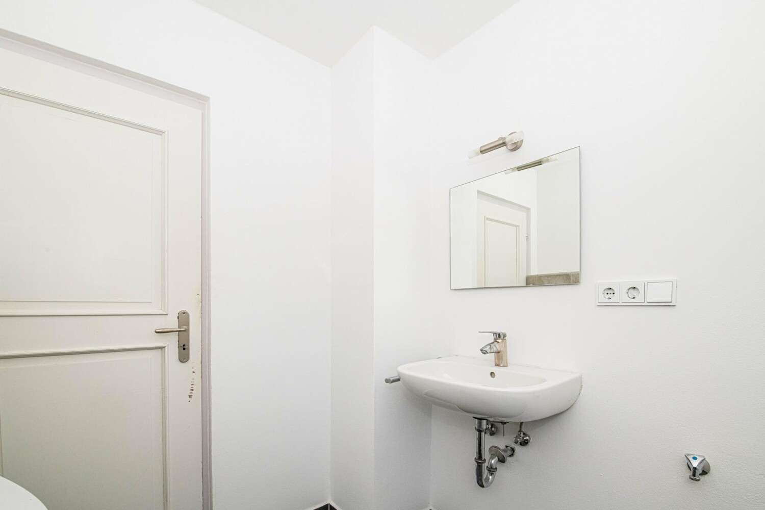 Immobilie in Bruck i.d.OPf. - Gemütliches Einfamilienhaus in zentraler und ruhiger Lage - Bild 2