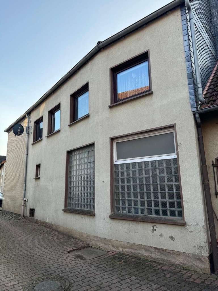 Immobilie in Salzhemmendorf - Raum für Familie & Selbstständigkeit  - vielseitige Immobilie - Bild 1