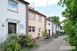 Viel Raum und ruhige Lage - Familienfreundliches Reihenhaus in Osternburg zu verkaufen – Die vollständige Adresse der Immobilie erhältst du vom Anbieter., 26135 Osternburg, Oldenburg (Oldenburg) – Vorschaubild 1