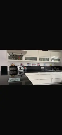 https://pictures.immobilienscout24.de/listings/d0ef8c7f-057b-4040-9727-fa88e5ec4ada-1879360331.jpg/ORIG/resize/540x540%3E/format/webp/quality/73