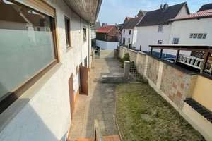 **Einfamilienhaus mit Wintergarten und sep. Lagergebäude** – Die vollständige Adresse der Immobilie erhältst du vom Anbieter., 35510 Butzbach – Vorschaubild 3