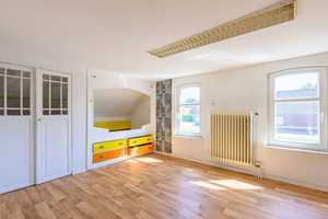 Landhaus mit zwei Wohneinheiten und Doppelgarage – Aurich (Kreis) – Vorschaubild 10