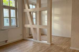 Helle,  sanierte 4‑Zimmer‑Wohnung in Erfurts Altstadt