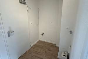 Renovierte 2-Zimmer-Wohnung mit Balkon zur unbefristeten Untermiete – Köln-Innenstadt – Die vollständige Adresse der Immobilie erhältst du vom Anbieter., 50676 Altstadt/Süd, Köln – Vorschaubild 5