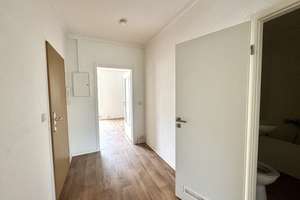 Charmante 4-Zimmer-Wohnung mit Balkon, Stellplatz und großzügigem Raumangebot im Neustädter Feld – Die vollständige Adresse der Immobilie erhältst du vom Anbieter., 39128 Neustädter Feld, Magdeburg – Vorschaubild 5