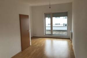 Platz für den Alltag: Gepflegtes Reihenmittelhaus in Regensburg – Die vollständige Adresse der Immobilie erhältst du vom Anbieter., 93051 Großprüfening-Dechbetten-Königswiesen, Regensburg – Vorschaubild 7