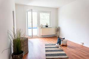 1-Raum-Wohnung mit Einbauküche und Balkon – Albert-Köhler-Str. 44, 9122 Morgenleite, Chemnitz – Vorschaubild 2